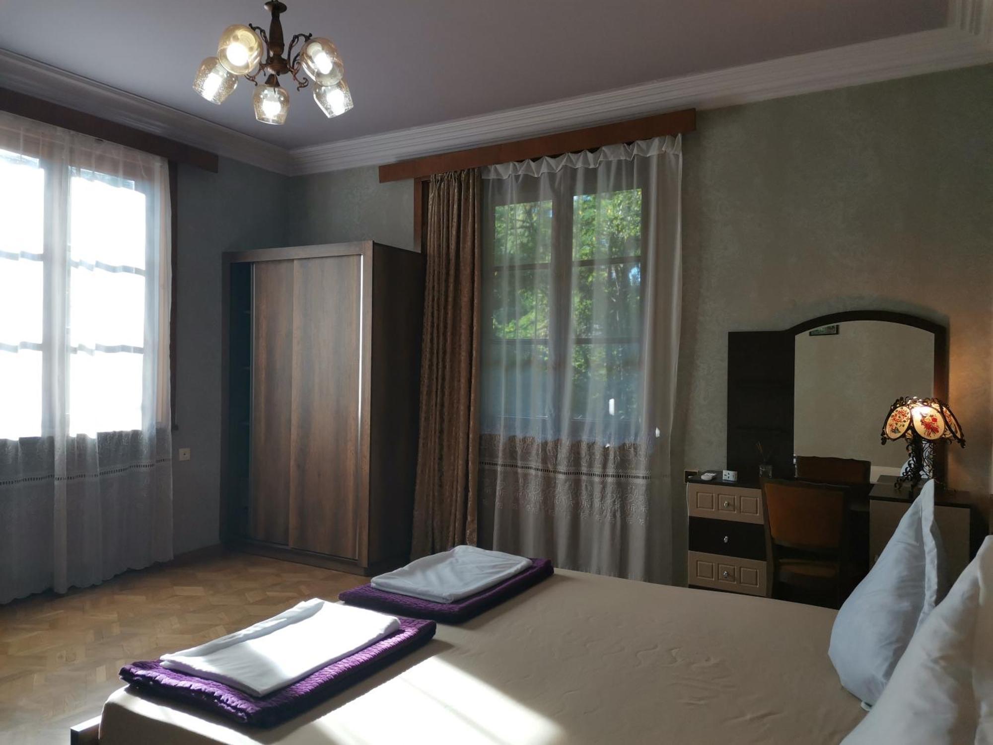 European Backpackers 欧洲背包客&大厨房 Albergue Tiflis Exterior foto